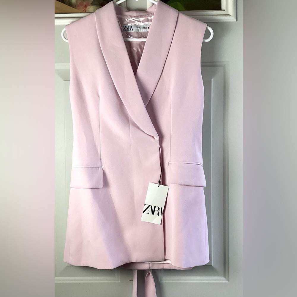 Zara Light Pink Sleeveless Vest